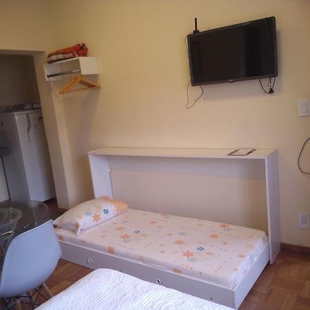 Flat Em Local Tranquilo, Com Garagem Dois Quarteiroes Do Centro Historico, 15 Min De Tiradentes Apartment เซาโจเอา เดล เฮย์ ภายนอก รูปภาพ