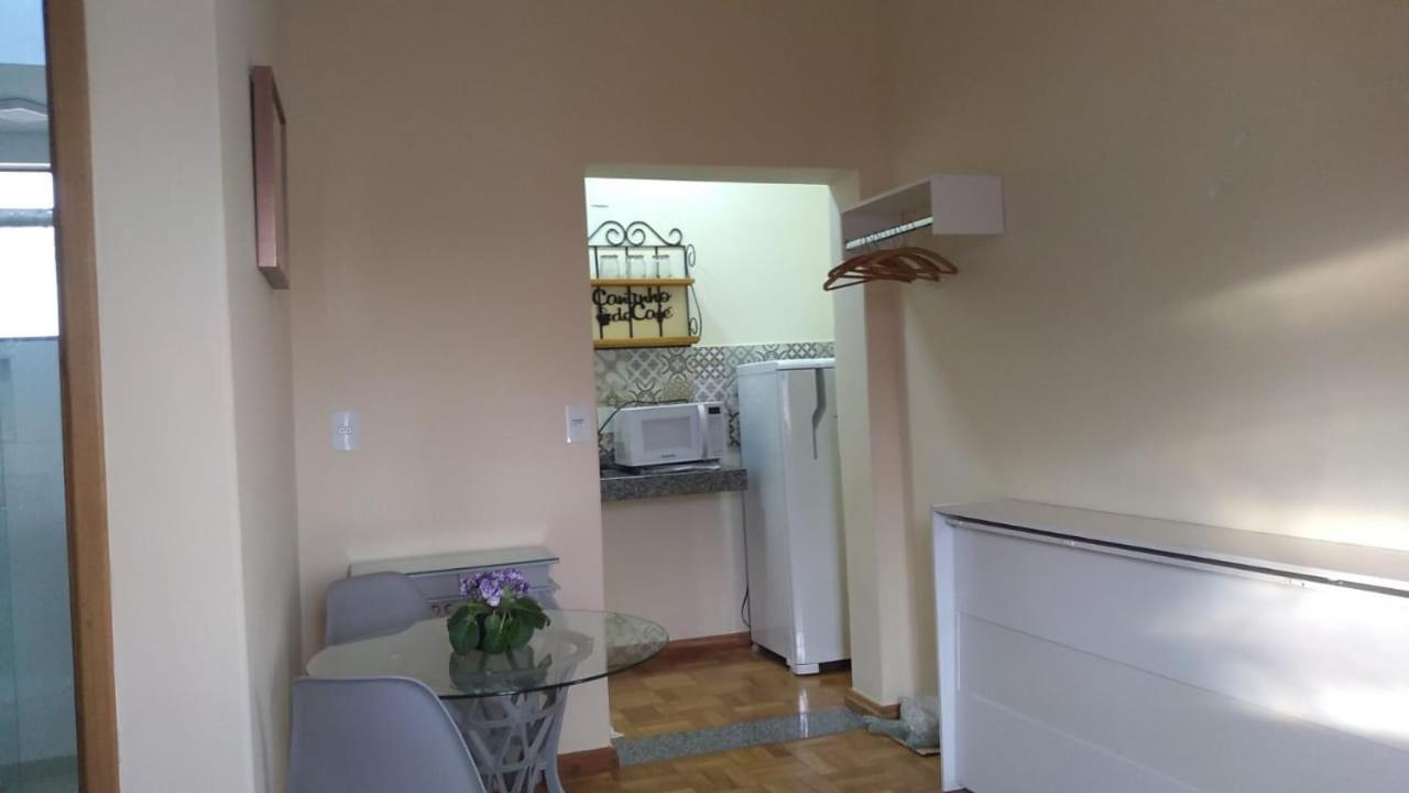 Flat Em Local Tranquilo, Com Garagem Dois Quarteiroes Do Centro Historico, 15 Min De Tiradentes Apartment เซาโจเอา เดล เฮย์ ภายนอก รูปภาพ