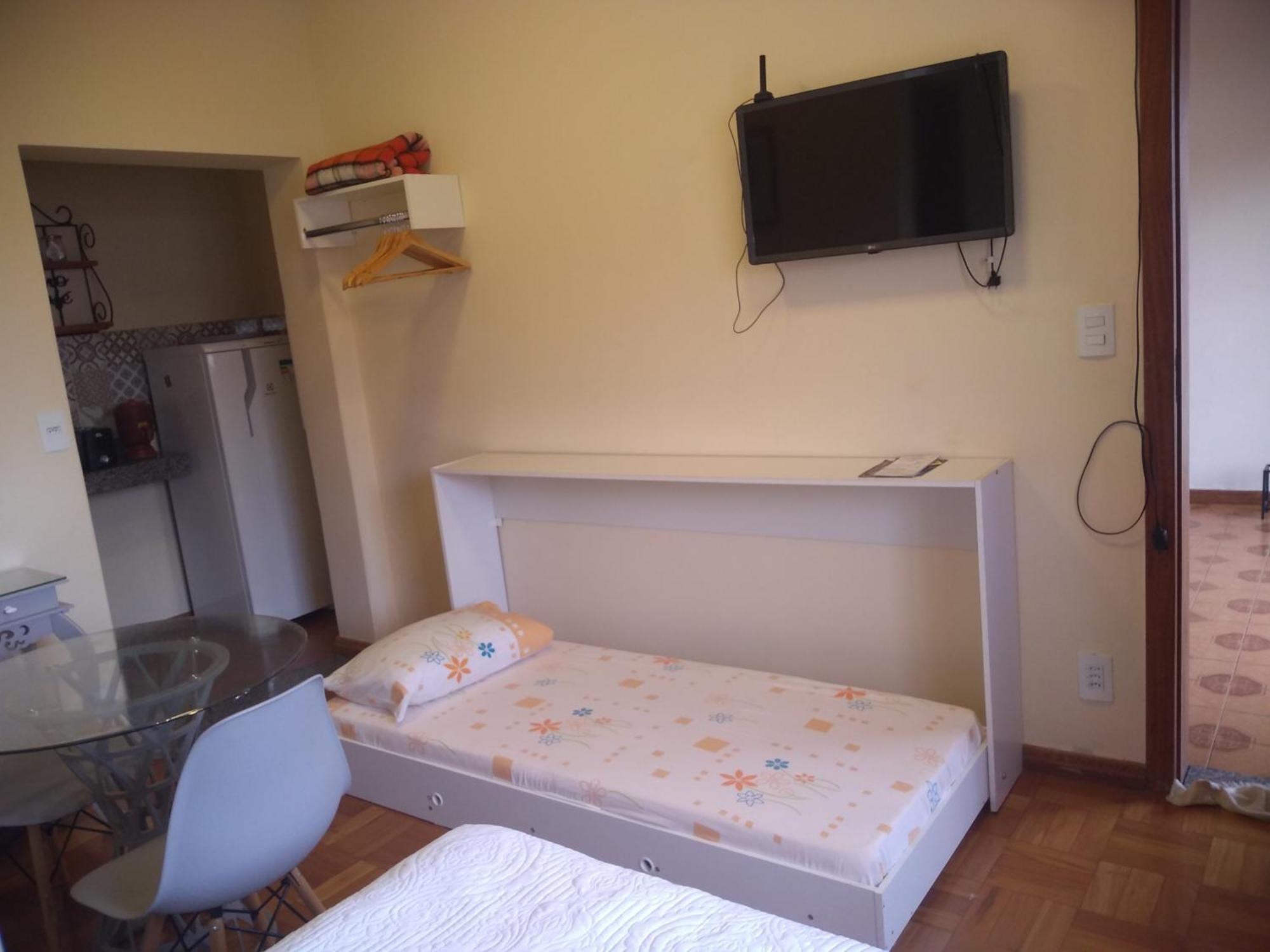 Flat Em Local Tranquilo, Com Garagem Dois Quarteiroes Do Centro Historico, 15 Min De Tiradentes Apartment เซาโจเอา เดล เฮย์ ภายนอก รูปภาพ